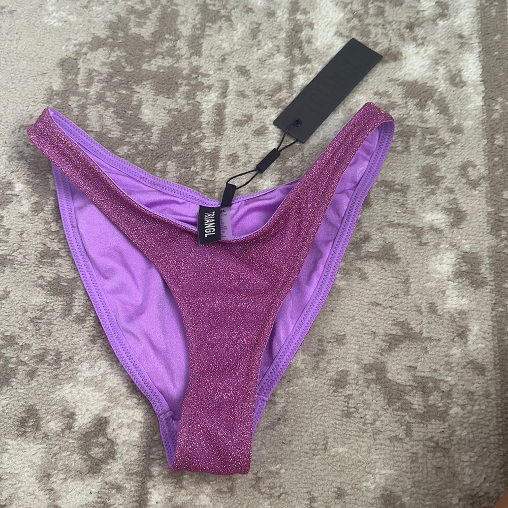 Size XS triangl swim top cheeky, never worn, & with tags!